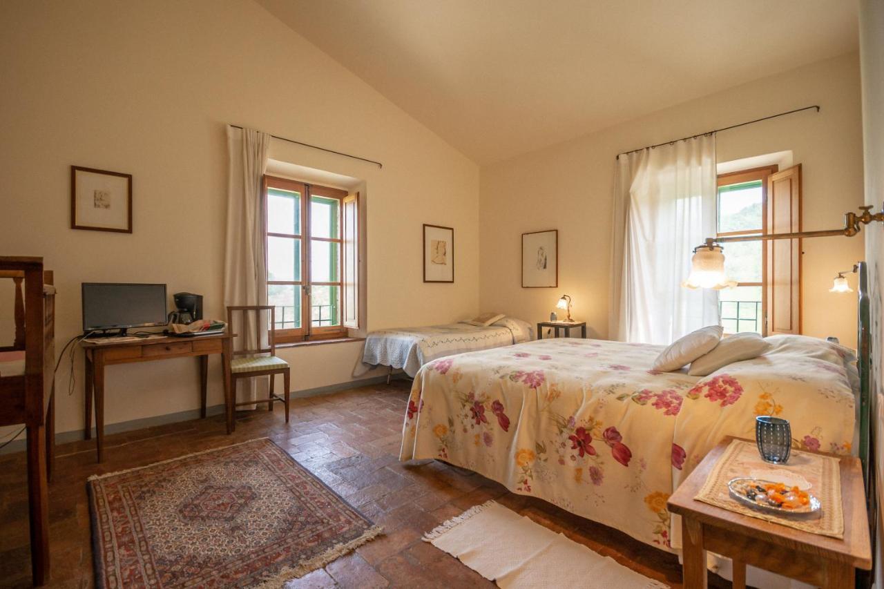 Agriturismo Casa Montecucco Giuncarico Exteriör bild