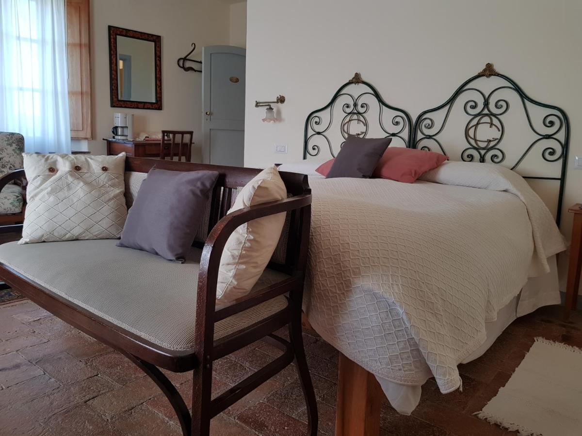 Agriturismo Casa Montecucco Giuncarico Exteriör bild